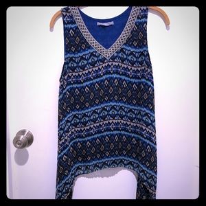 Octavia Sleeveless V Neck Top